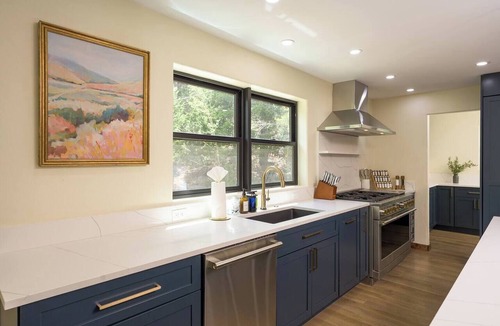 Historic District House | Georgetown Overlook in Historic Downtown