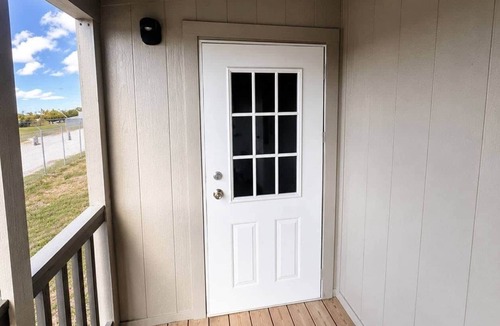 Quitman Apartment | Get Hooked on Lake Fork-Waterfront-With boat ramp