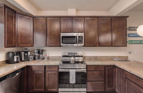Alyeska House | Girdwood Mountain Basecamp-Sleeps 7-Near Alyeska