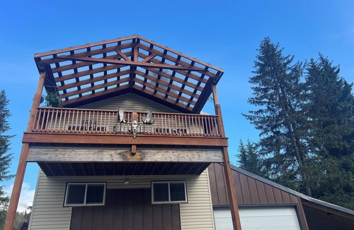 Bear Creek Apartment | GLACIER CREEK APARTMENT-Enchanting 4 bedroom apartment with WiFi n scenic Seward