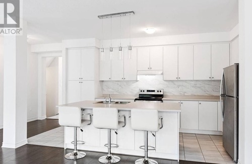 Wasaga Beach House | Golf course Access, 5mins to Main Beach, Wasaga 500 (Go-Kart, Batting Cage)