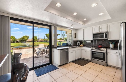 Rancho Mirage Condo | Golf Course Views, Pool, Spa, Dine Al Fresco
