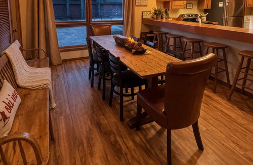 McCall House | Golf Course Views · Pool · Walk to the Lake