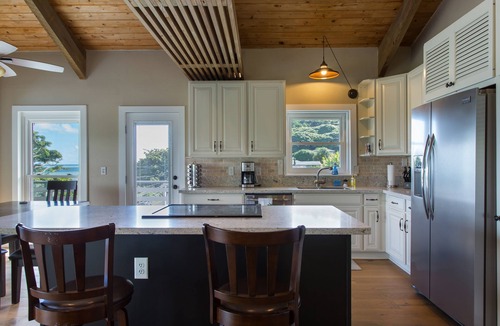 Kahalu u House | Gorgeous 2 bedroom bayside house on Windward side of Oahu