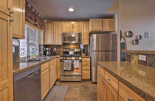 Rendezvous House | Gorgeous Fraser Townhome w/Private Hot Tub!