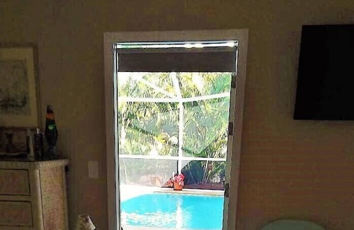 Boynton Beach House | 😎 Gorgeous & PRIVATE 2-BedroomTropical🌴Suite ~ HEATED Pool & Hot Tub 🏊‍♀️ !!!
