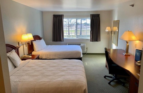 Becker Hotel | GrandStay Hotel & Suites Becker