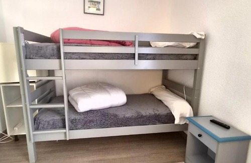 Lunas Bed & Breakfast | Gravezon