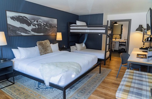 Winter Park Hotel | Gravity Haus Winter Park