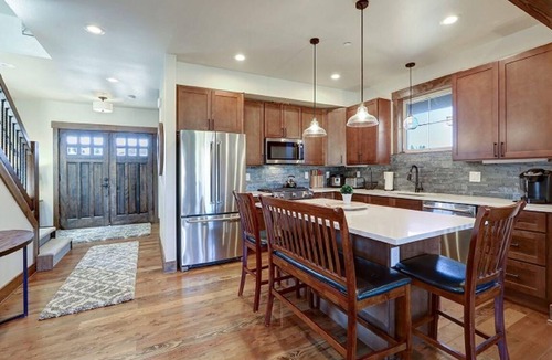 Cle Elum Ski Chalet | Great Location Near Pool with Suncadia Pool Access