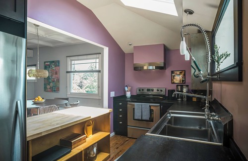 Phinney Ridge House | Green Lake Craftsman - Family Zoo Passes - Dog Friendly