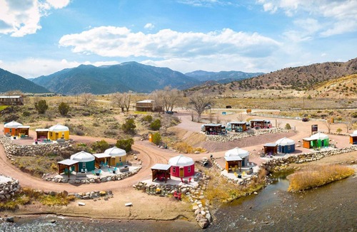 Canon City House | Green Willow Summary: