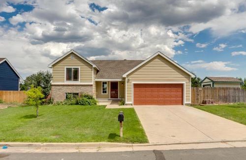 Thornton House | Grill, Fireplace & Fenced-In Yard: Thornton Home!