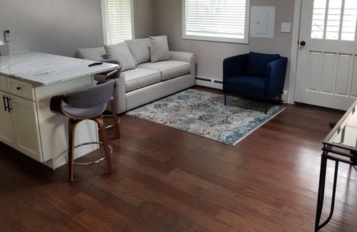 Greenwood Village House | Guest House In Country Setting