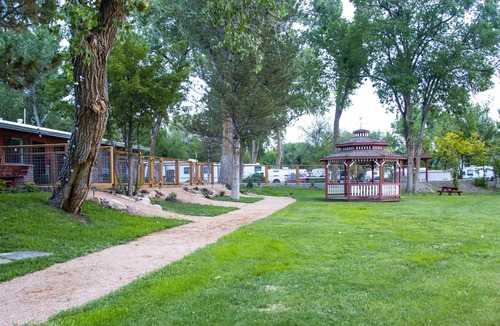Delta Apartment | Gunnison River View! Relax and Experience True Nature Right Outside Your Door