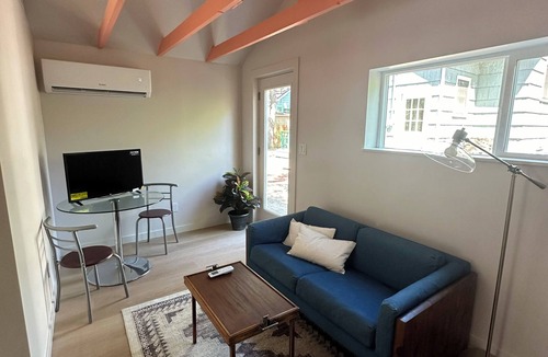 Downtown Boise Cottage | #HabitueHomes - Hummingbird Hollow
