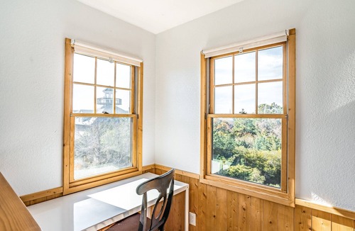 Palisade Acres House | Handsome raised home with private hot tub, & central AC