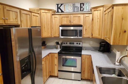 Rapid City Villa | Hasselmann`s Rushmore Retreat
