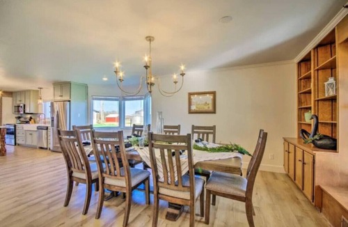 Rolla Other | Headquarters @ Prairie Base, Roomy 2 King Ensuites