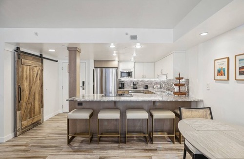North Park City Apartment | Highly Rated Silver King - Steps to Skiing - 2BD/2BA