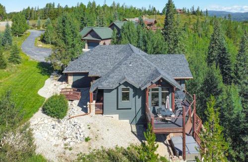 Tabernash House | Hilltop Palace