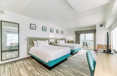 Kitty Hawk Hotel | Hilton Garden Inn Outer Banks/Kitty Hawk