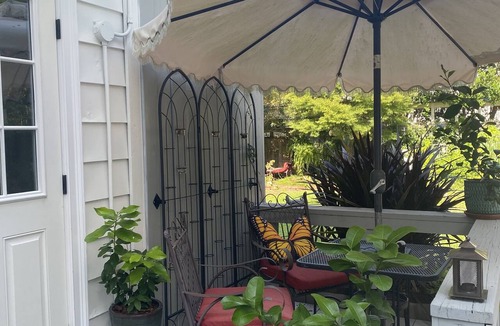 Wilmington Historic District Apartment | Historic Downtown Wilmington . Easy Living by the Water.Apt D