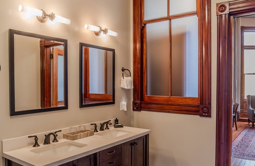 Port Townsend Hotel | Historic Waterfront Hotel in downtown Port Townsend