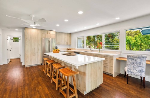 Hanalei House | Hoaloha- Few Steps to Hanalei Bay+AC & Hot Tub