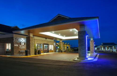 Kitty Hawk Hotel | Holiday Inn Express Kitty Hawk - Outer Banks by IHG