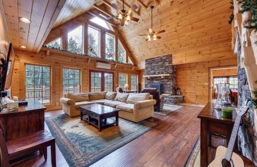 Town of Webb House | Hot Tub & Dock: Waterfront Cabin in Old Forge!