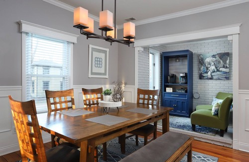 Saugatuck House | Hot tub! Firepit! Walk to Downtown. By Ivy House.