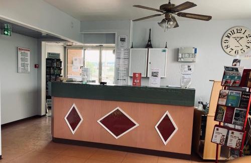 Saint-Marcel Hotel | Hotel Vernon