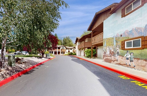 Downtown Leavenworth Apartment | Icicle Village Resort 506 - pool, hot tub, walk downtown