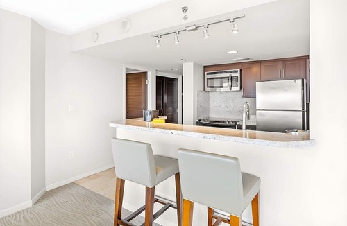 Waikiki Condo | Ilikai - 4BR Condos - Sleeps 12