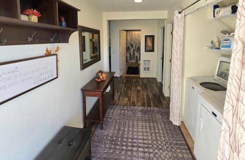 Monitor Apartment | Immaculate Home w/Mtn and River Views!