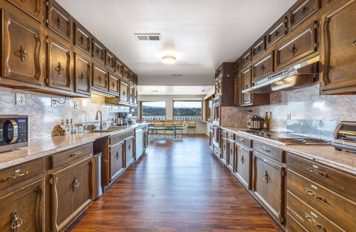 Underwood House | Inventor's Cottage - Retro Vibe, River View, White Salmon, Hood River