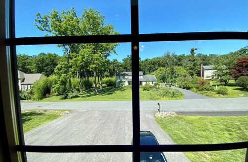 Newark Apartment | Inviting, comfortable & private suite near Univ.