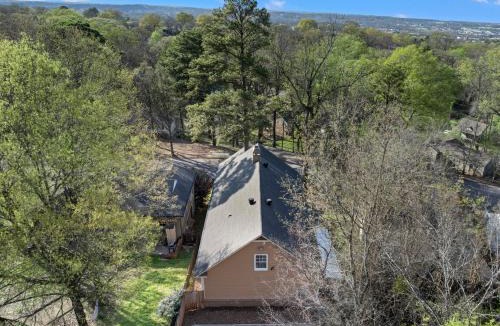 Glen Iris Villa | Iris Manor Luxury Modern Stay Near UAB