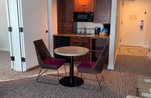 Lihue Hotel | Kalia'i Marriott, Beach Club XMAS 25 weeks also available in 2026