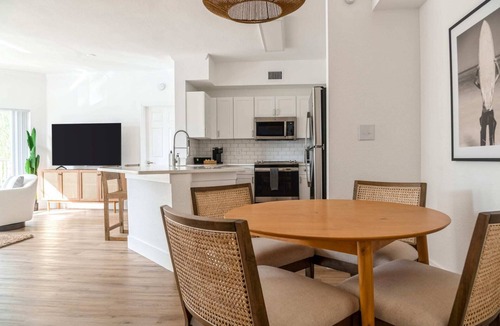 Wellington Apartment | Kasa | Sunny 1BD + Pet Friendly | Wellington
