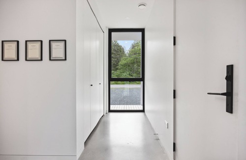 Hope House | Kawkawa Lakefront | Private Dock + Sauna
