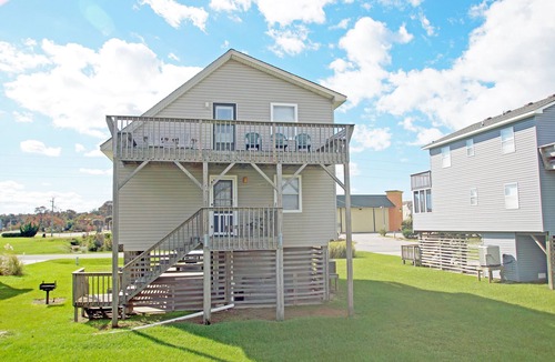 Kill Devil Hills House | KD1227- 3 BR Oceanside home in KDH with short walk to the beach.!