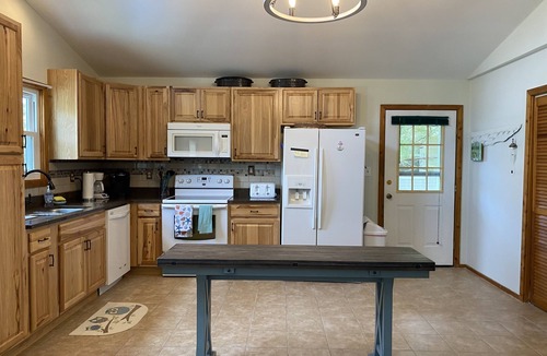 Colington Cottage | Key-lime Pie! Enjoy the Large Front deck; Family game room and outdoor fire pit