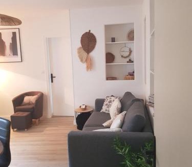Barnave Apartment | La Calade