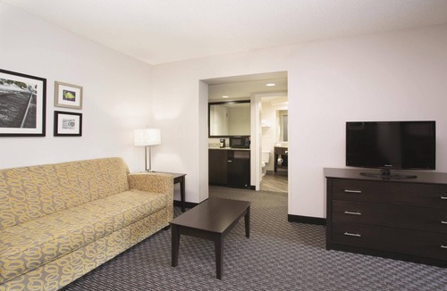 Greenwood Village Hotel | La Quinta by Wyndham Denver Englewood Tech Center