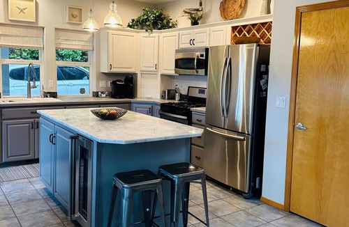 Home House | Lakebay Waterfront Beach House Year-Round With Unbelievable Views!