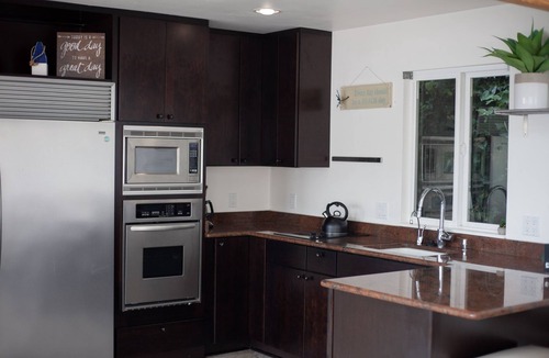 Viewpoint Cottage | Lakefront & private beach