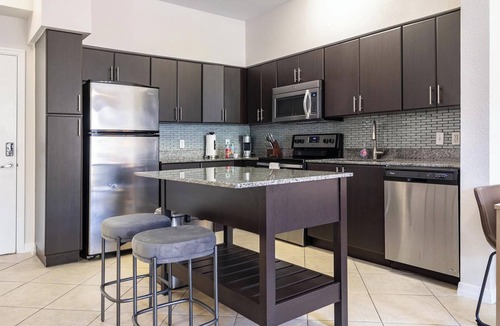 Miramar Apartment | Landing | Amazing 1BD, Clubhouse, Gym