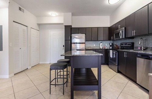 Miramar Apartment | Landing | Amazing 1BD, Clubhouse, Gym
